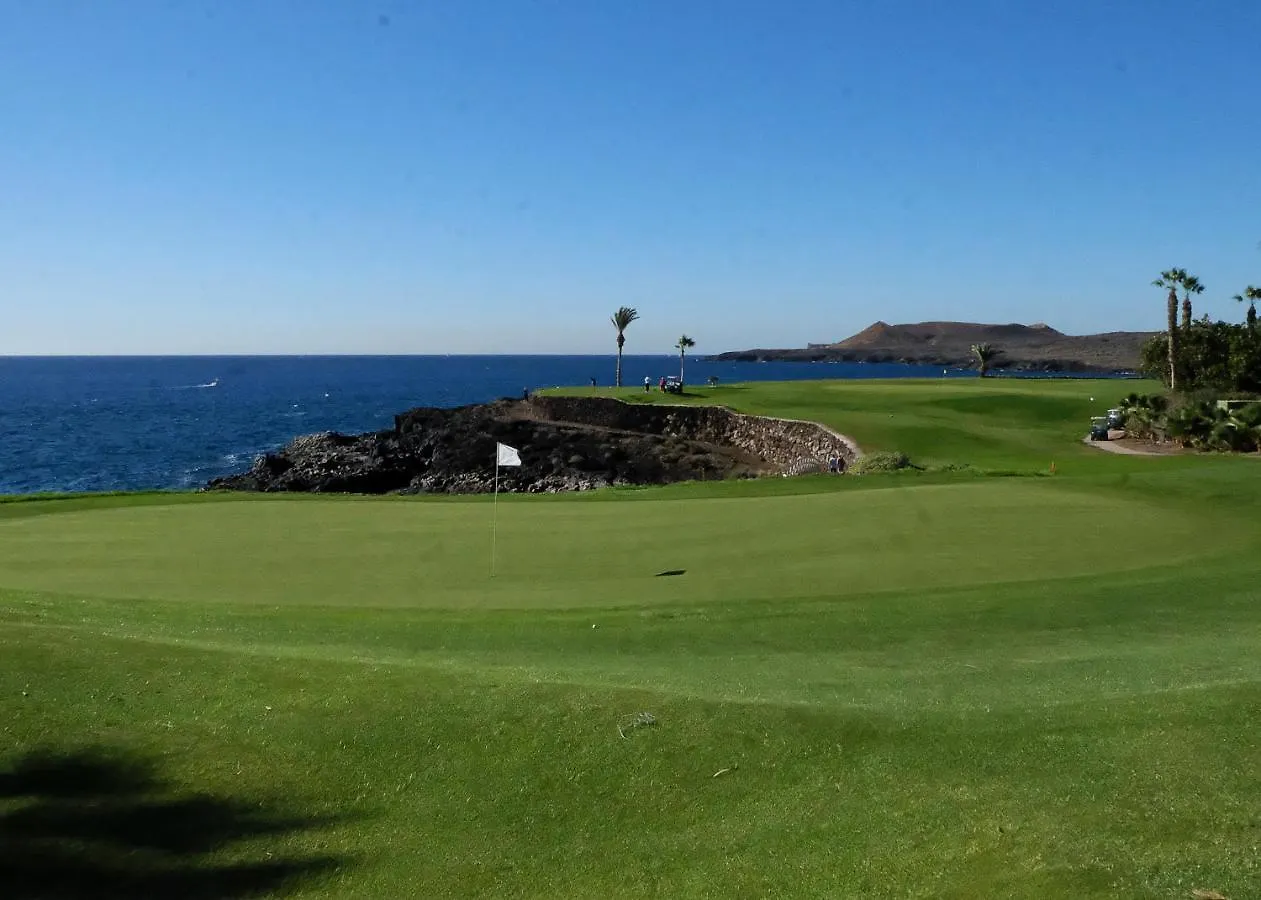 アパート サンミゲル・デ・アボナGolf Dreamsアパートメント